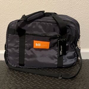 Ashbury NEW Black Travel Laptop
Duffel Bag With Shoulder Strap